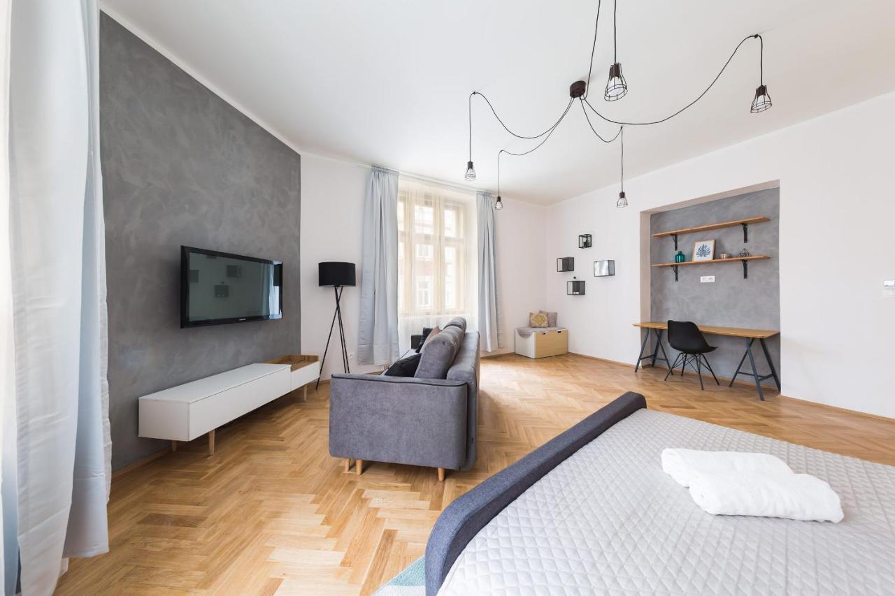 Apartment Boheme Three Prague